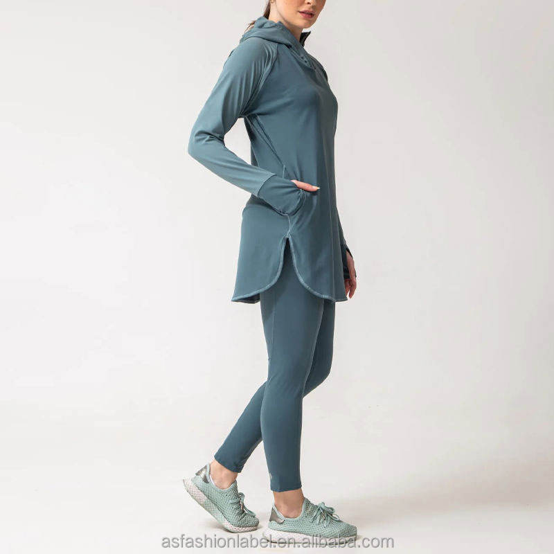 Ensemble de sport modeste pour femme